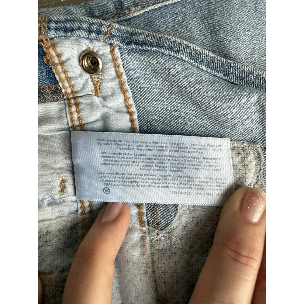 OshKosh B’gosh Girls 3T Denim Snowman Overall Jumper Dress Winter Applique